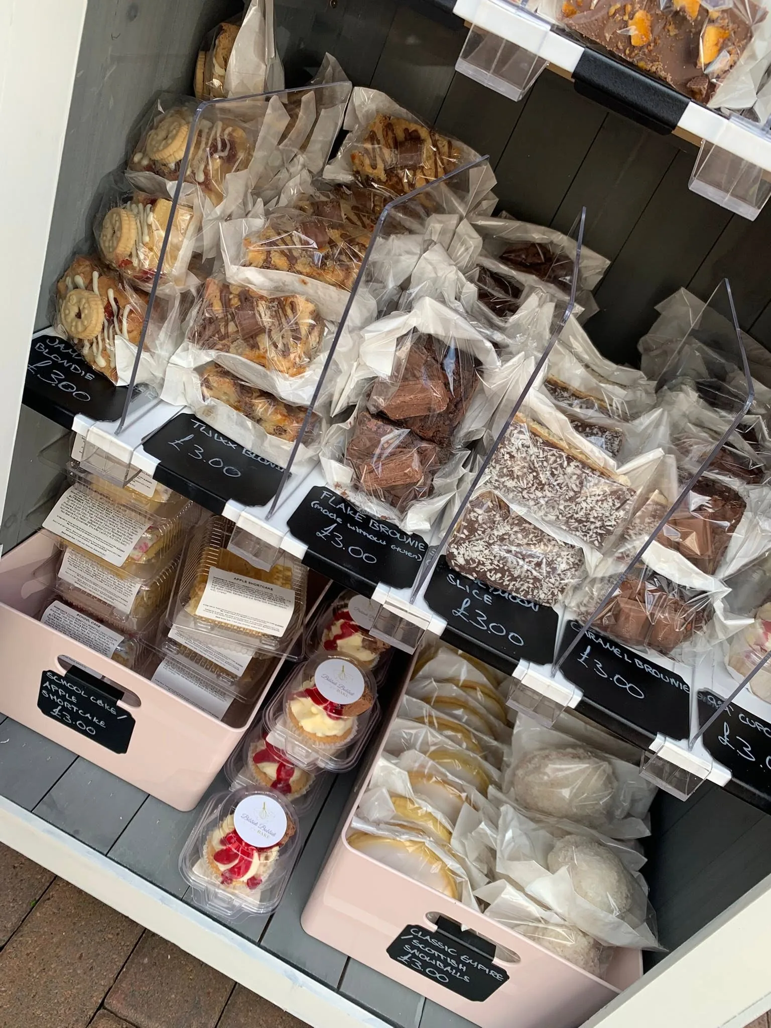 Bibbidi Bobbidi Bake Cake Shed: honesty box on HonestyBox.scot