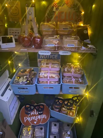 A display of food with a sign that says "notice" on it.