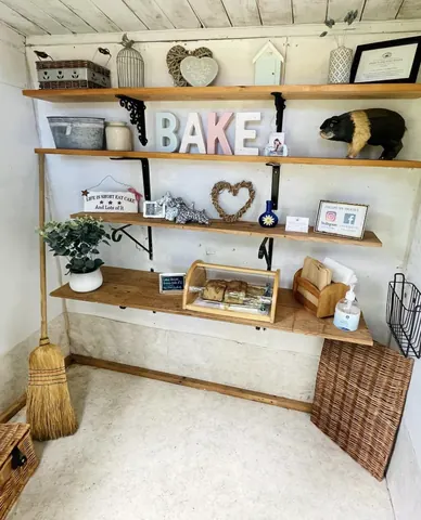 Photo 1 of 1 — Daisy’s Country Bakes
