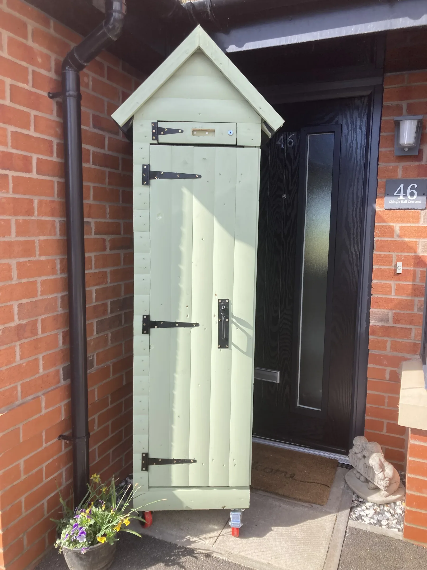 Helen’s bake hut: honesty box on HonestyBox.uk