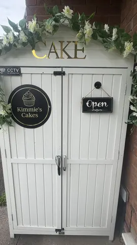 Photo 2 of 2 — Kimmies Cake Shed