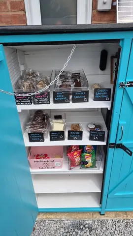 Photo 1 of 2 — Mini Munch Hut