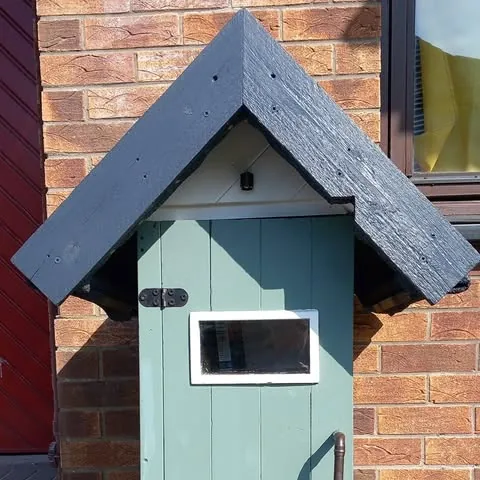 Roslin Little Free Library: honesty box on HonestyBox.uk