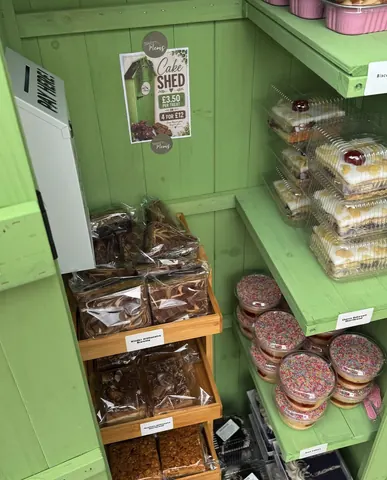 Photo 1 of 1 — Sweet Mems cake shed