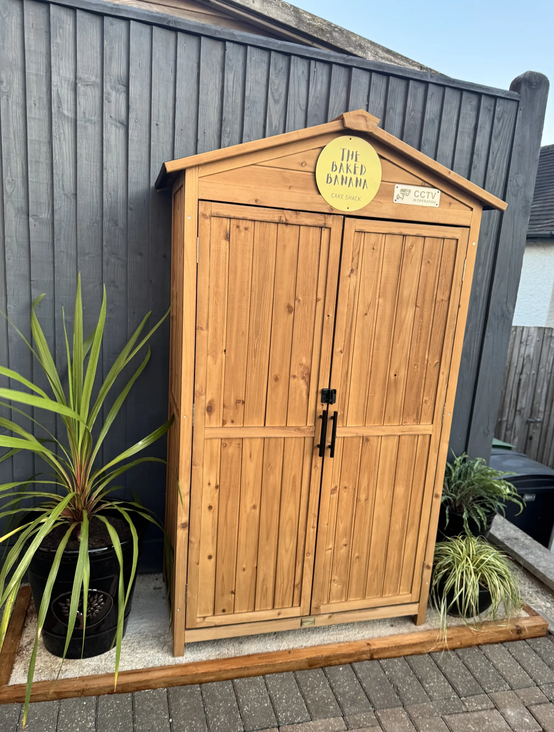 The Baked Banana Cake Shack: honesty box on HonestyBox.uk