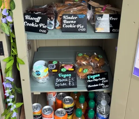 Photo 1 of 1 — The Cake Shed by BakerLou
