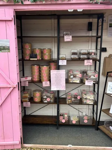 Photo 1 of 4 — The Cake Shed Surfleet by Cakes by Melissa George