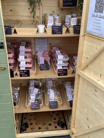 A wooden box with a sign that says "Banana bread" on it.