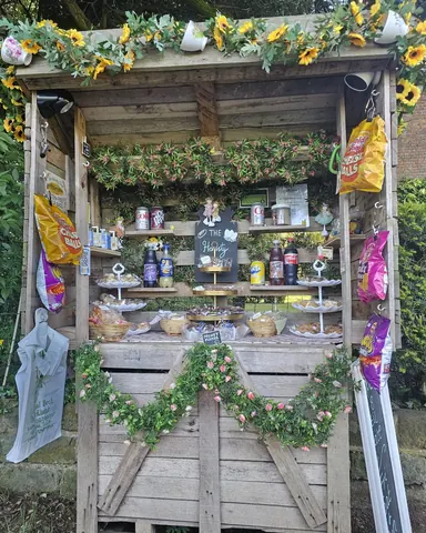 Photo 1 of 1 — Yummy Tummy Cake Shed